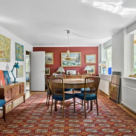 3 Bedroom Pet Friendly In Græsted